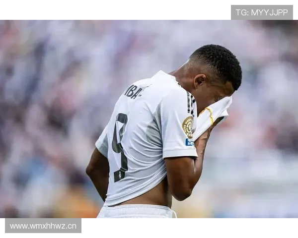 登贝莱与姆巴佩：谁的天赋上限更值得期待？