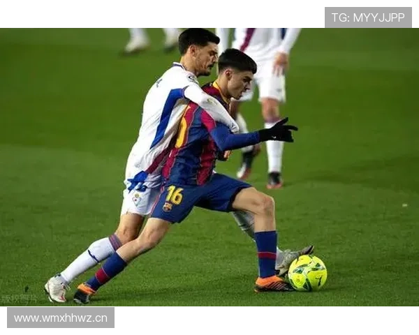 巴萨战术打法落后问题持续显现,对球队竞争格局带来阶段性影响与挑战