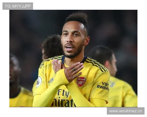 伊萨克如何以技术型9号重新定义现代中锋