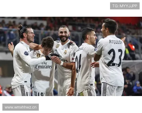 本泽马跨联赛适应能力：如何征服不同防守体系