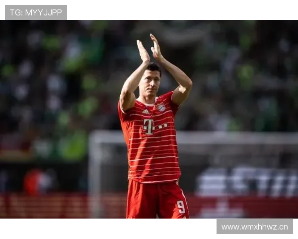 莱万转会拜仁是否构成对多特的背叛