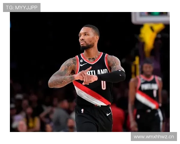 利拉德酒店套房直接买断，还穿着拖鞋打球，这神操作谁顶得住？