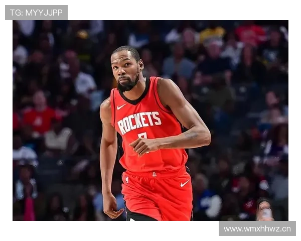 杜兰特一出场，那光鲜生活和球场拼命活脱脱两个世界啊，真服了