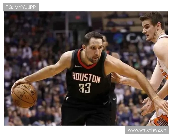 卢尔·邓无球跑动制造空位，3D价值在季后赛体系中凸显