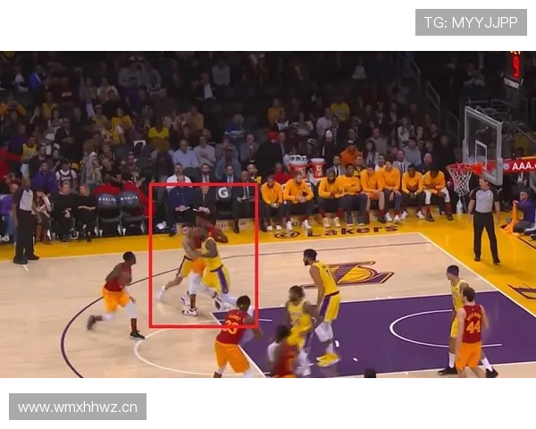 科里森利用掩护投篮拉开防守空间提升球队三分效率